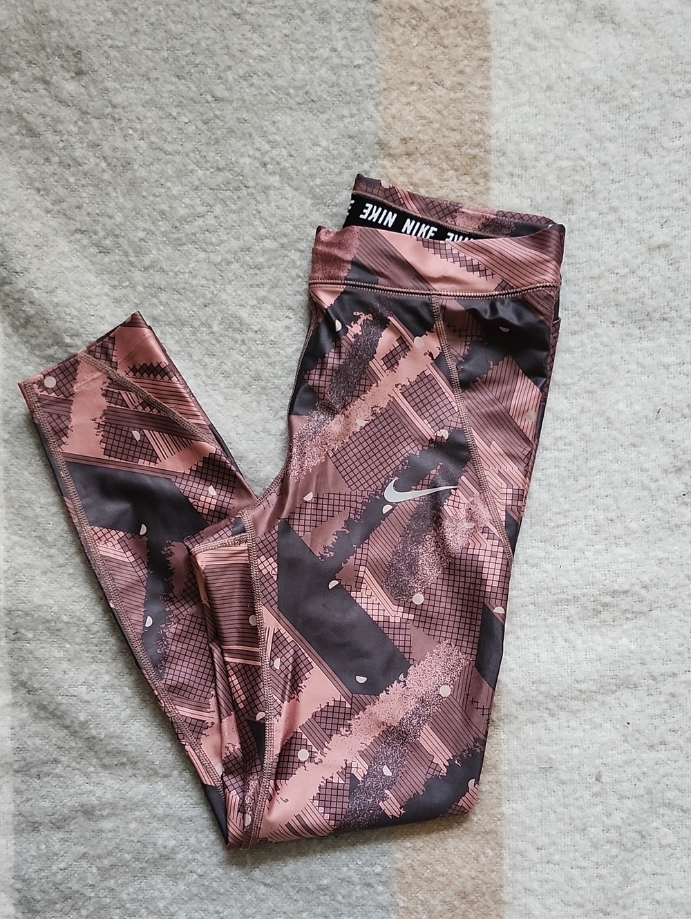 Nike Speed Dri-FIT Geometric Graphic Running Tights Pink Black Sz M Activewear